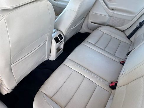 Used 2010 Volkswagen Jetta Limited Edition image 15