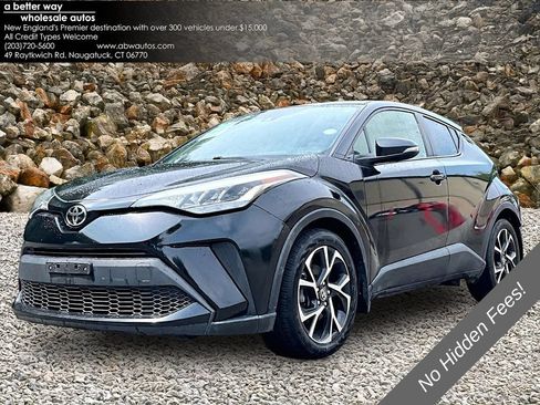 Used 2020 Toyota C-HR XLE FWD image 1