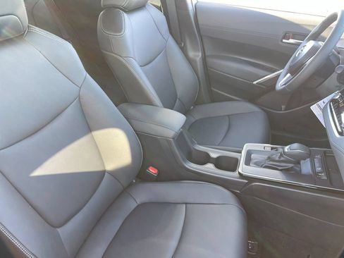 New 2026 Toyota Corolla Cross XLE FWD image 25