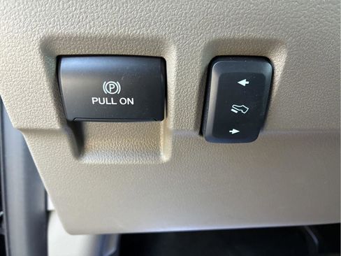 Used 2026 Ford F350 Platinum w/ Platinum Plus Package AWD/4WD image 19