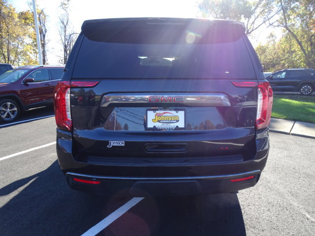 Used 2023 GMC Yukon XL AT4 w/ LPO, Floor Liner Package AWD/4WD image 23
