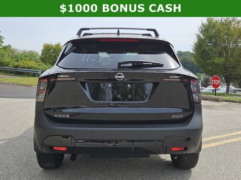 New 2026 Nissan Kicks SV w/ SV Premium Package image 5