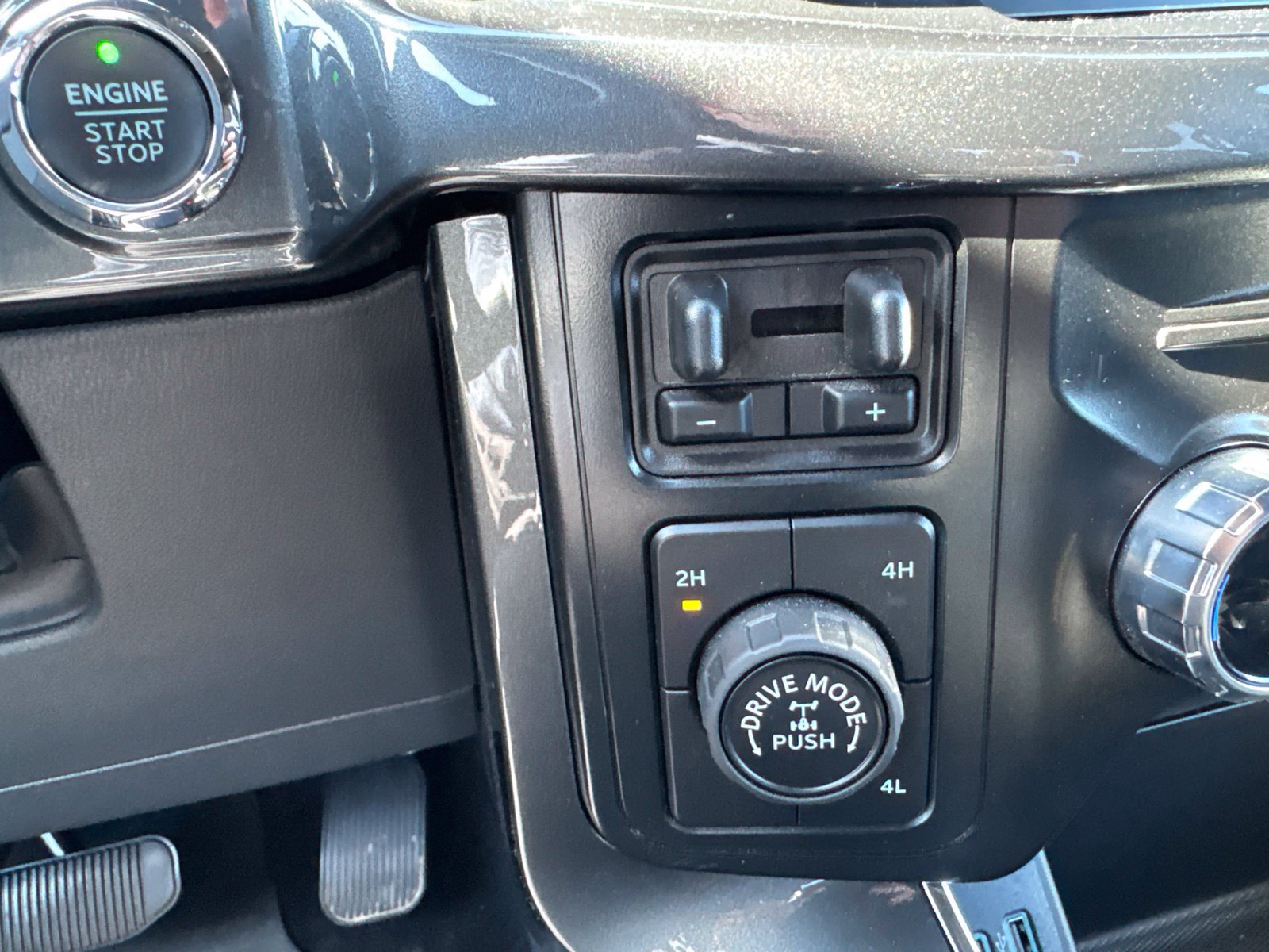 Used 2022 Ford F150 XLT w/ Equipment Group 302A High AWD/4WD image 20