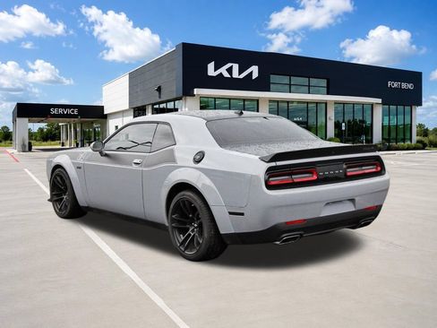 Used 2021 Dodge Challenger R/T Scat Pack RWD image 7