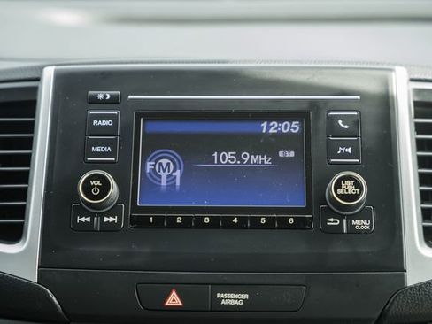 Used 2017 Honda Pilot LX image 22