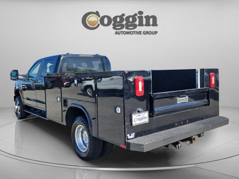 Used 2022 Ford F350 XL w/ Power Equipment Group image 3