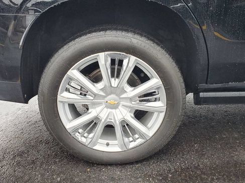 Used 2024 Chevrolet Tahoe High Country w/ Max Trailering Package AWD/4WD image 9