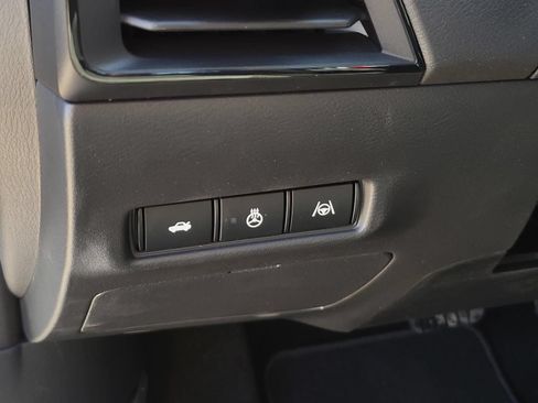 New 2026 Nissan Sentra SR w/ SR Premium Package FWD image 21