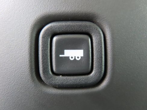 New 2025 Chevrolet Express 3500 w/ Power Convenience Package image 15