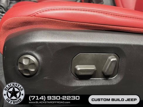 Used 2024 Jeep Wrangler Unlimited Rubicon 392 AWD/4WD image 32