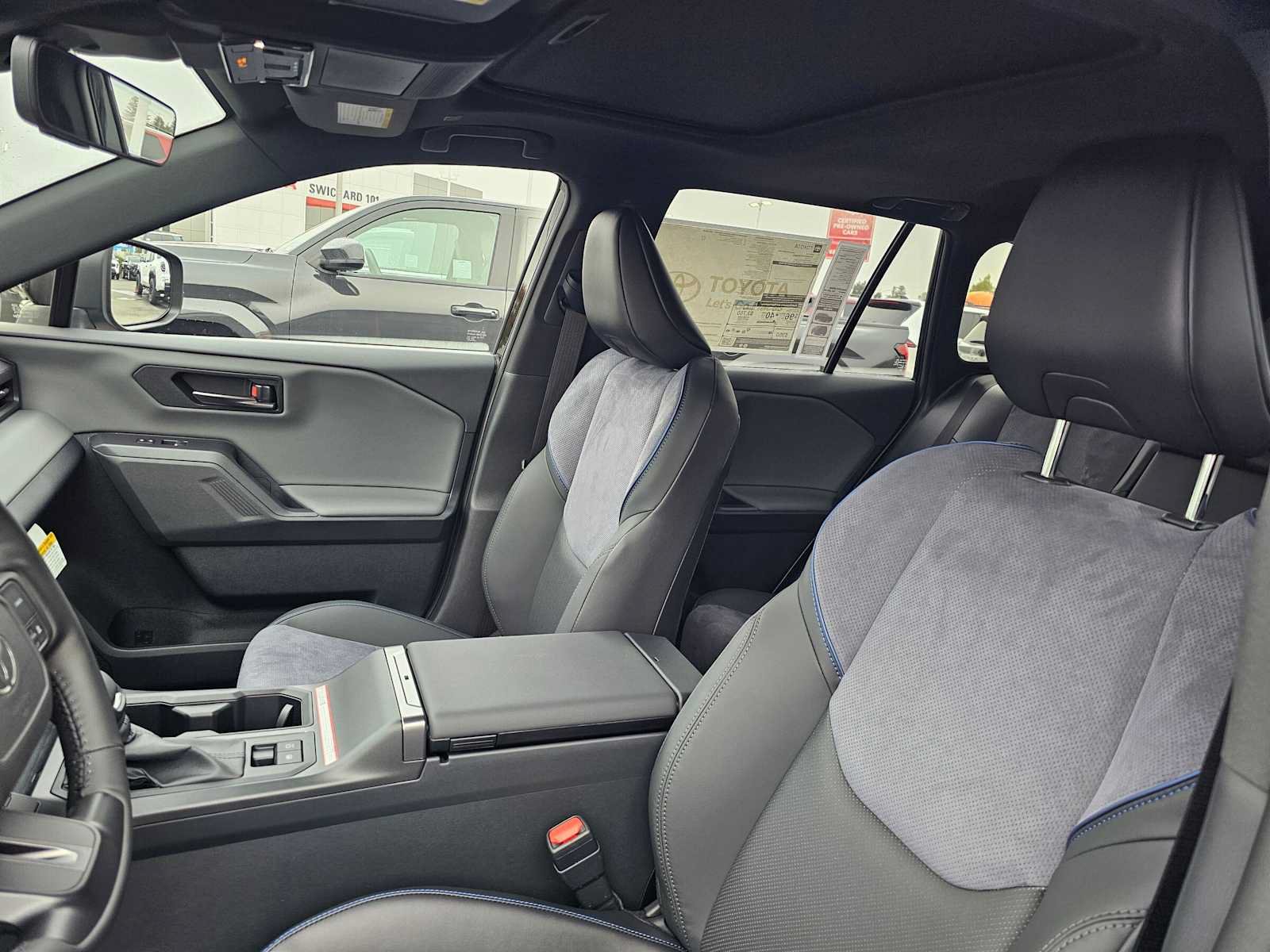 New 2026 Toyota RAV4 XSE AWD/4WD image 21