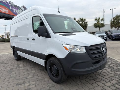 New 2026 Mercedes-Benz Sprinter 2500 image 5