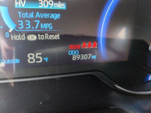 Used 2021 Toyota RAV4 SE AWD/4WD image 16