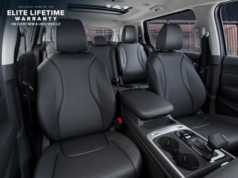 New 2026 Kia Carnival SX Prestige FWD image 16