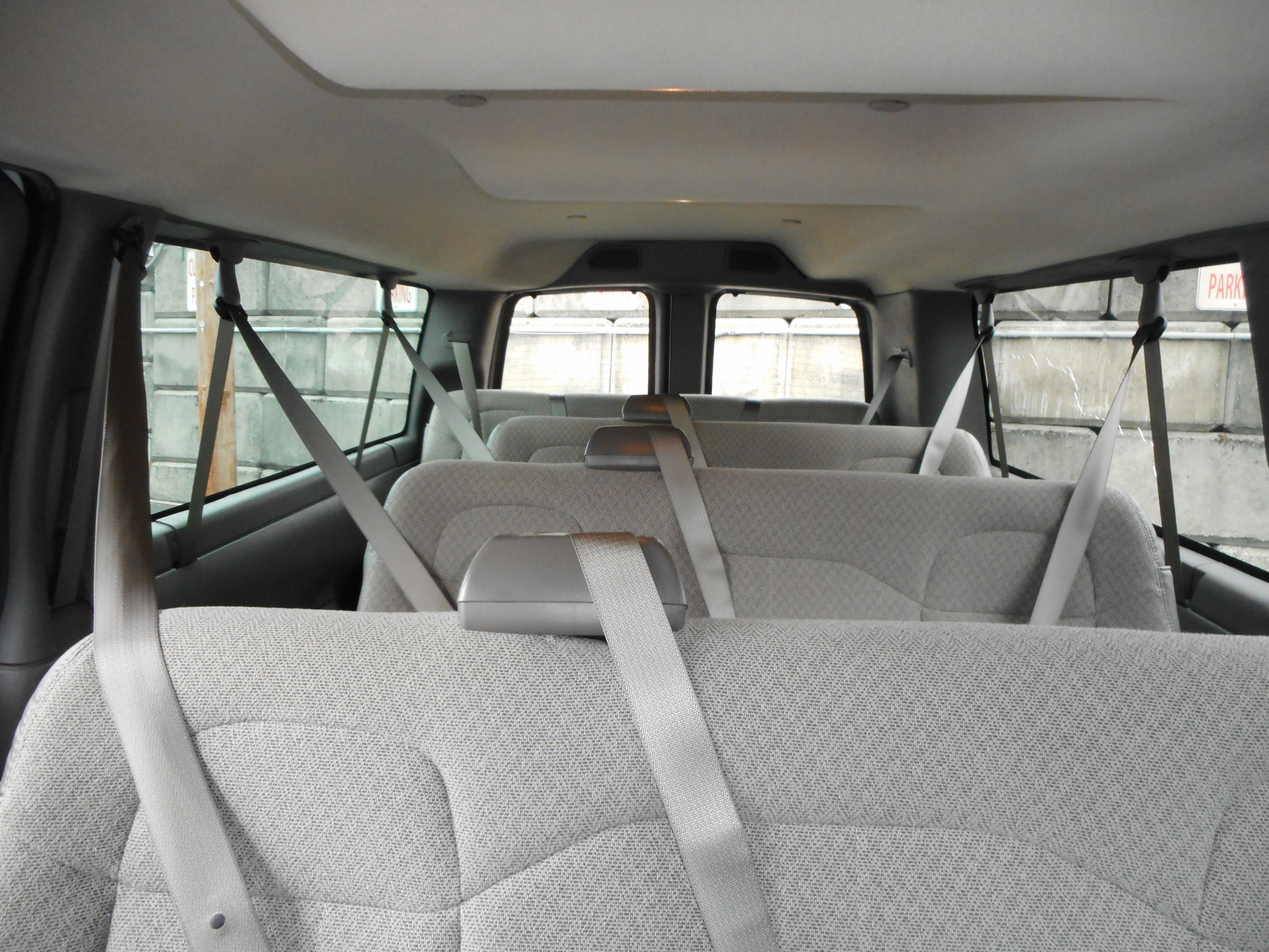 Used 2017 Chevrolet Express 3500 LT w/ LT Preferred Equipment Group RWD image 22