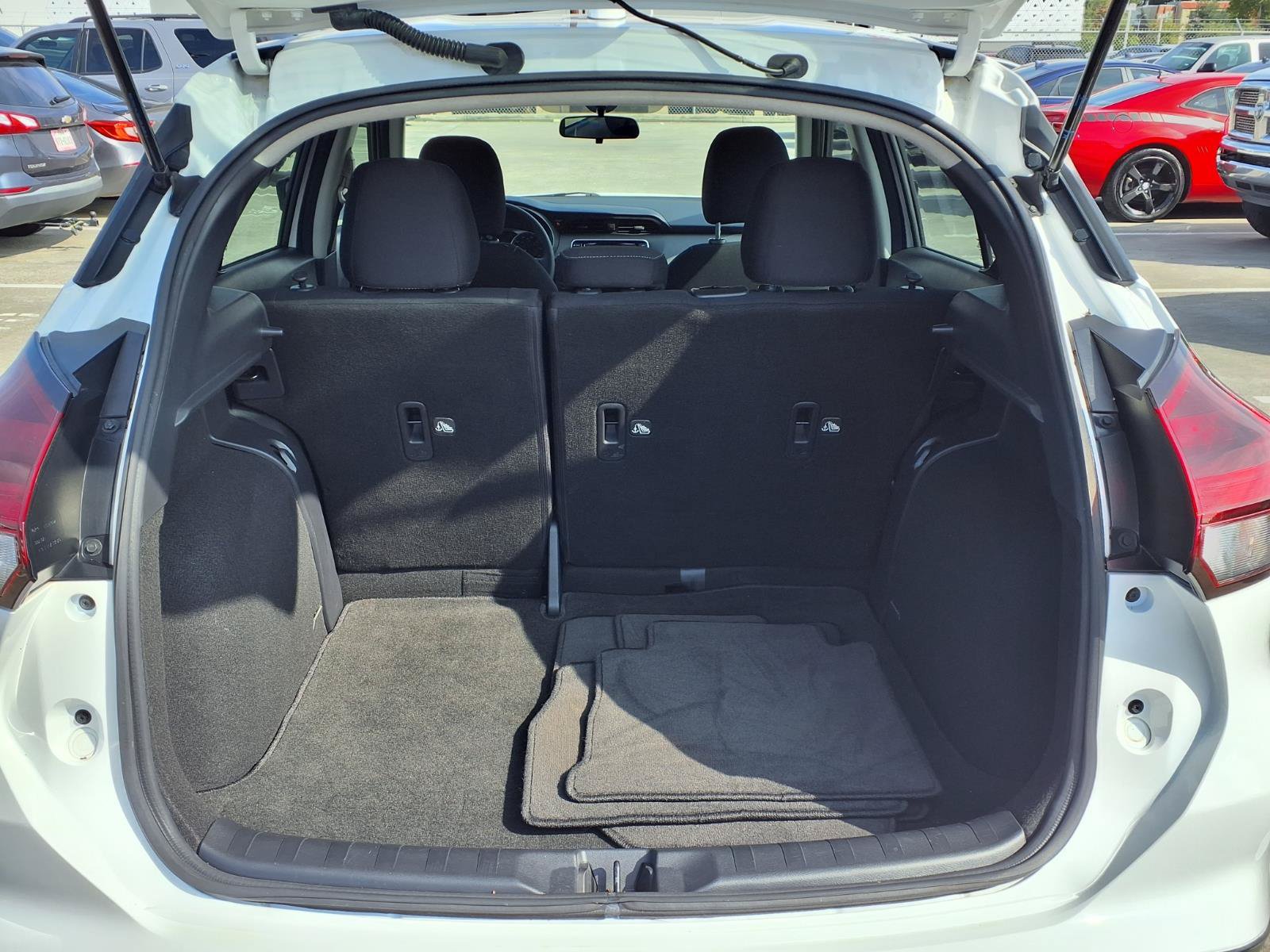Used 2021 Nissan Kicks S FWD image 19