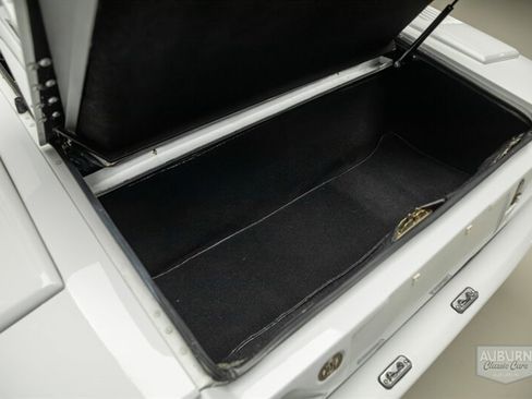 Used 1989 Lamborghini Countach Coupe RWD image 34