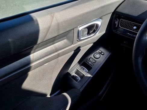 Used 2022 Honda Civic LX image 17