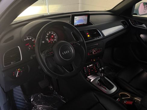 Used 2018 Audi Q3 2.0T Premium w/ Convenience Package AWD/4WD image 47