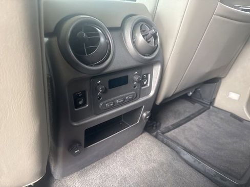 Used 2004 HUMMER H2 w/ Preferred Equipment Group AWD/4WD image 8