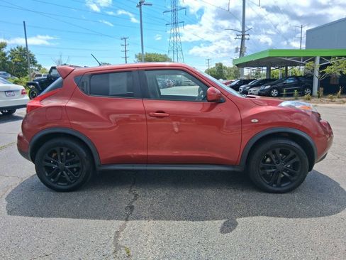 Used 2012 Nissan Juke SV AWD/4WD image 4