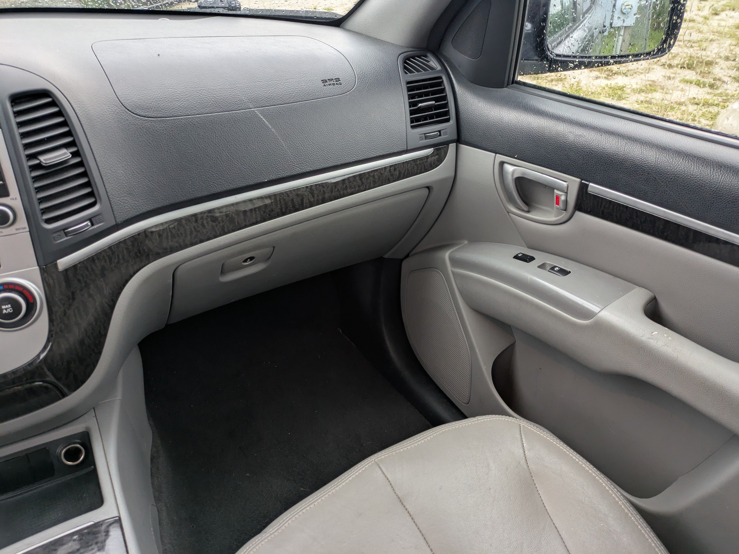 Used 2008 Hyundai Santa Fe GLS FWD image 15