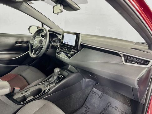 Used 2025 Toyota Corolla SE FWD image 35