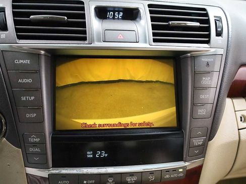 Used 2011 Lexus LS 460 w/ Comfort Pkg image 31