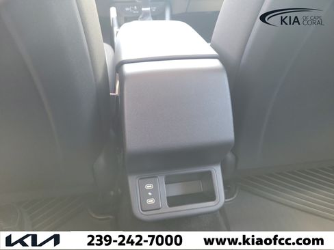 New 2026 Kia K4 FWD image 15