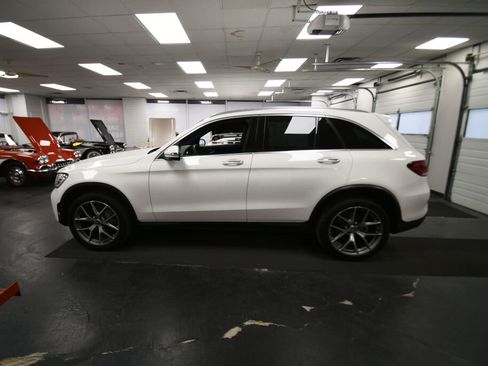 Used 2022 Mercedes-Benz GLC 300 4MATIC image 5