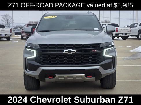Used 2024 Chevrolet Suburban Z71 w/ Z71 Off-Road Package image 2