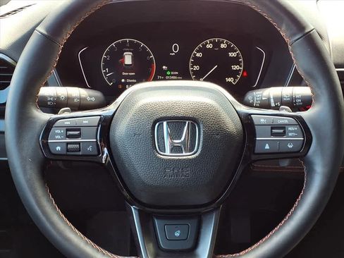 Used 2025 Honda Pilot TrailSport image 16