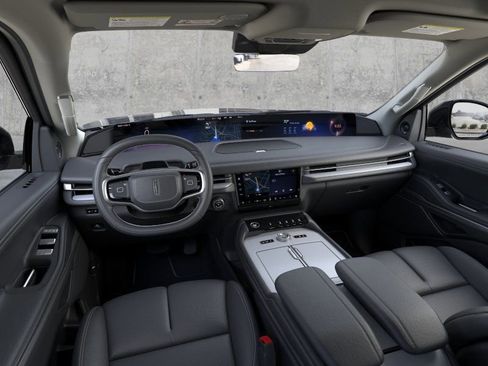 New 2026 Lincoln Navigator Reserve AWD/4WD image 9