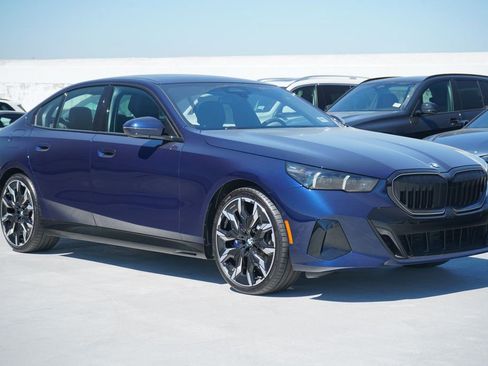 New 2026 BMW 530i w/ M Sport Package image 3