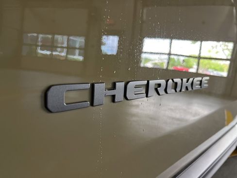 New 2026 Jeep Cherokee Limited AWD/4WD image 15