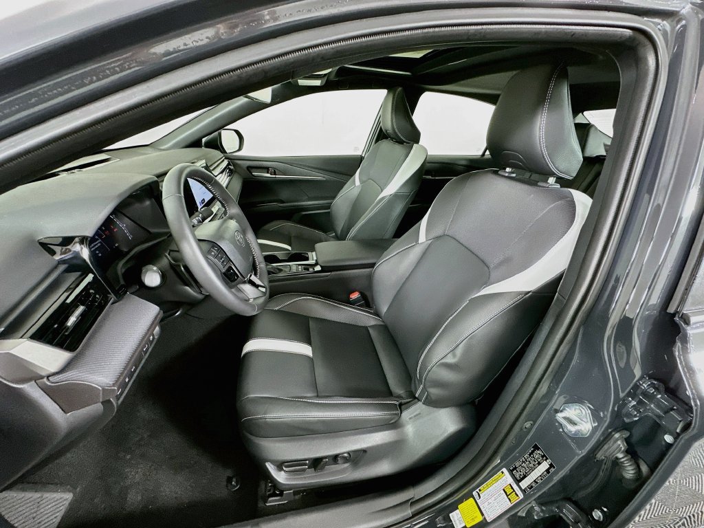 Certified 2026 Toyota Camry SE w/ Convenience Package FWD image 21