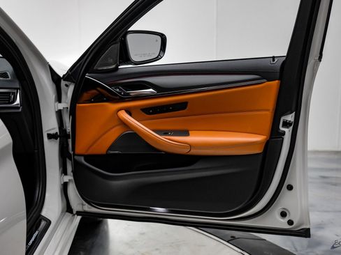 Used 2023 BMW M5 w/ Competition Package image 84