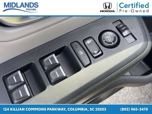 Used 2025 Honda Pilot Touring image 19