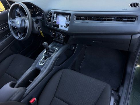 Used 2016 Honda HR-V LX image 25
