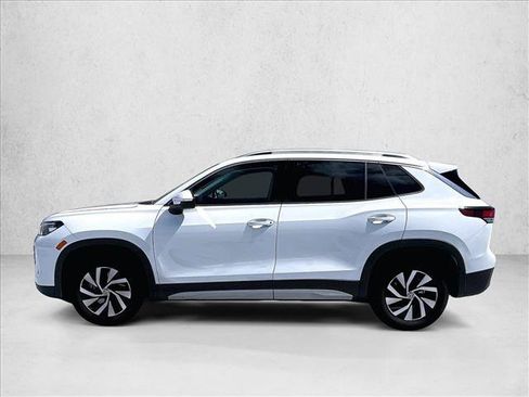 Used 2025 Volkswagen Tiguan S AWD/4WD image 6