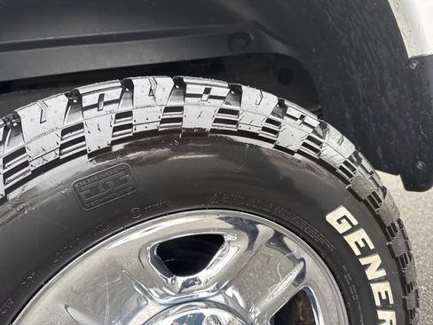 Used 2015 RAM 2500 Tradesman w/ Chrome Appearance Group image 10