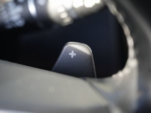 Used 2017 Jaguar F-PACE R-Sport image 53