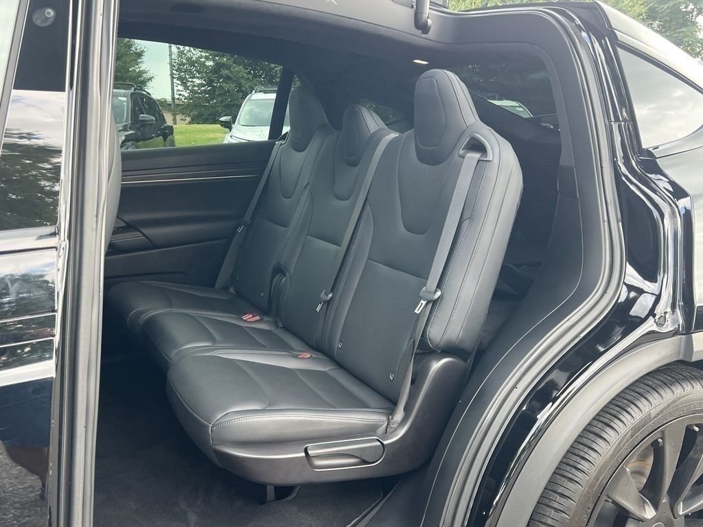 Used 2023 Tesla Model X AWD/4WD image 13