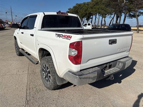 Used 2020 Toyota Tundra SR5 w/ TRD Off-Road Plus Package image 7