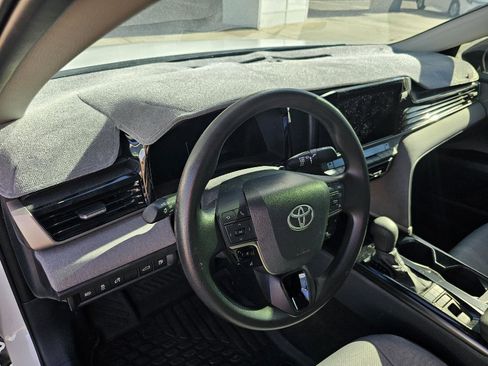 Used 2025 Toyota Camry LE w/ Convenience Package FWD image 25