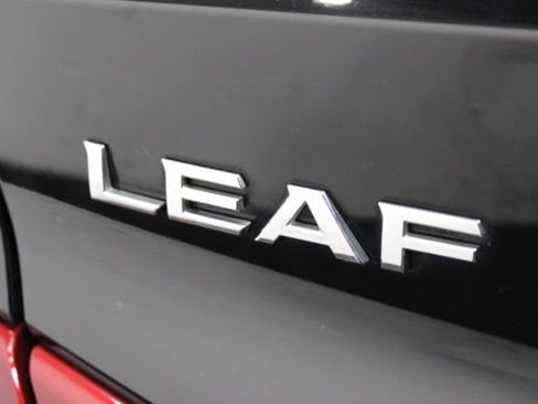 Used 2018 Nissan Leaf SL w/ SL Technology Package image 7