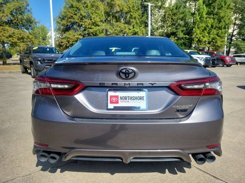 Used 2024 Toyota Camry XSE FWD image 5