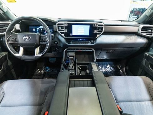 Certified 2025 Toyota Sequoia SR5 AWD/4WD image 14