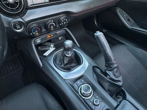 Used 2017 MAZDA MX-5 Miata RF Club image 20