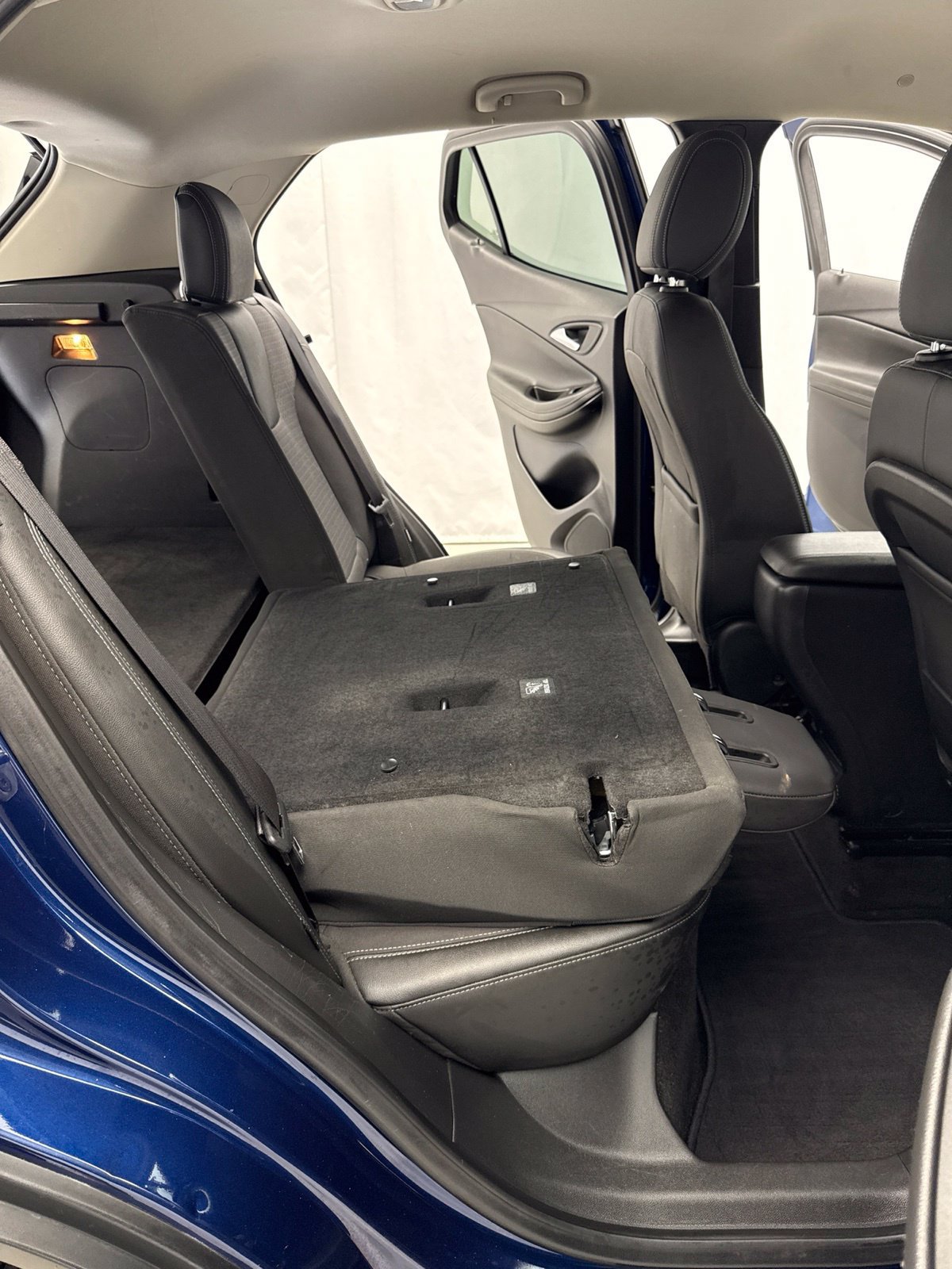 Used 2023 Buick Encore GX Select FWD image 33